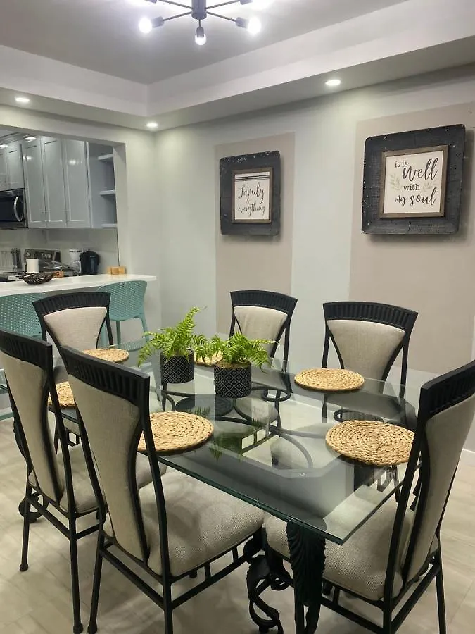 Carter'S Nest Villa Kingston Jamaica
